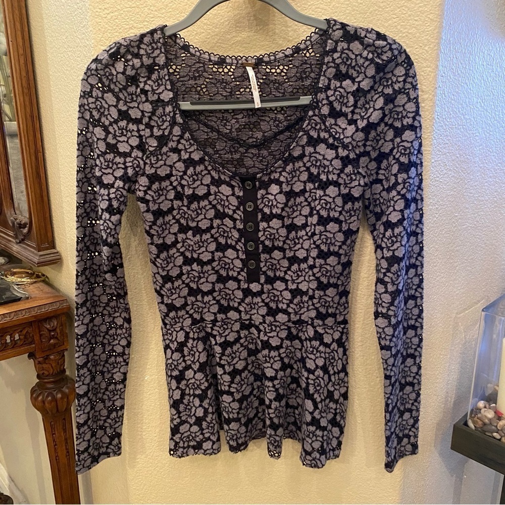 FREE PEOPLE Floral Lace Long Sleeve Boho Top Size Small